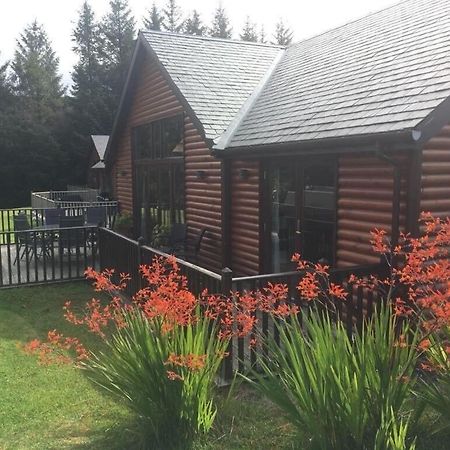 Glengoulandie Lochside Lodge מראה חיצוני תמונה
